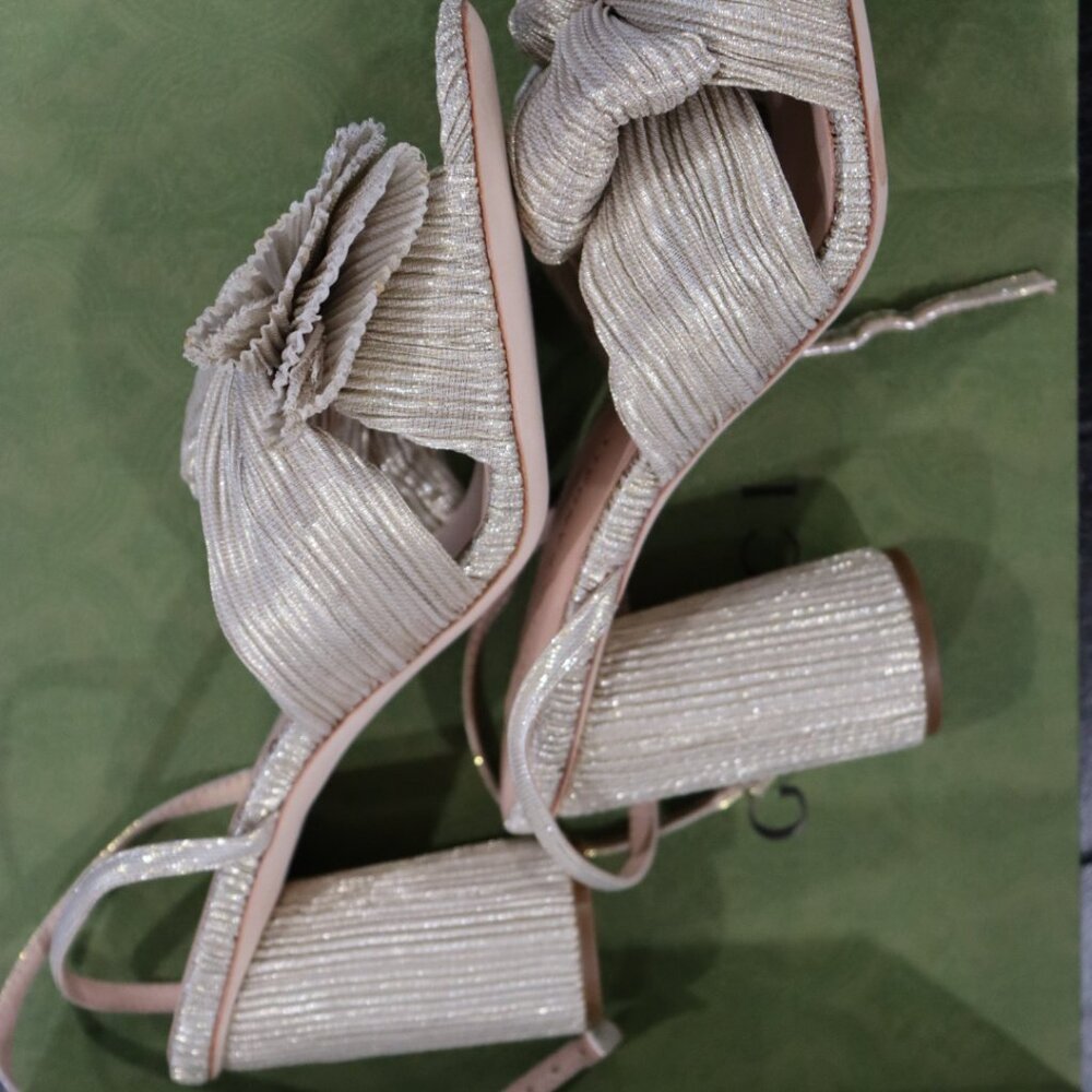 LOEFFLER RANDALL CAMELLIA BOW HIGH HEEL SANDALS PLATINUM 8.5